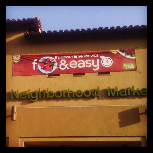 If only life was f’n easy… #stayclassy #freshandeasy #signs