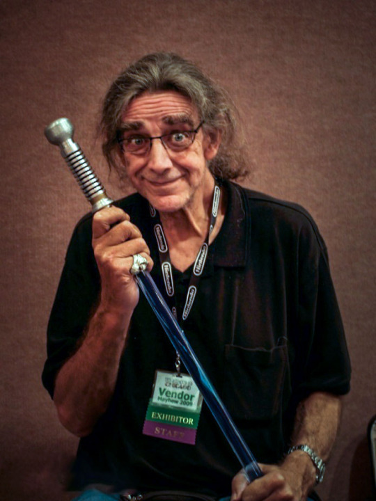 sirfrogsworth:Almost everyone who encountered Peter Mayhew claimed he was one of the kindest people ...